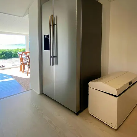 Sommerhus Kun 10 Meter Fra Egen Strand