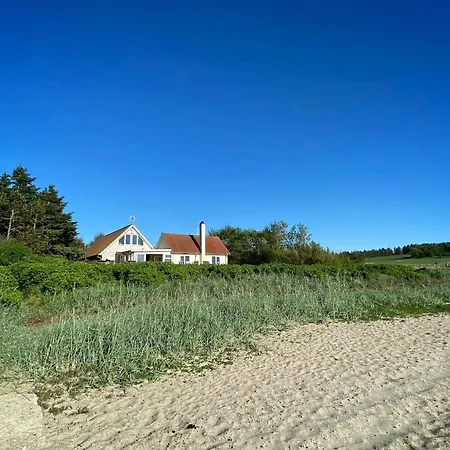 Sommerhus Kun 10 Meter Fra Egen Strand * Roslev